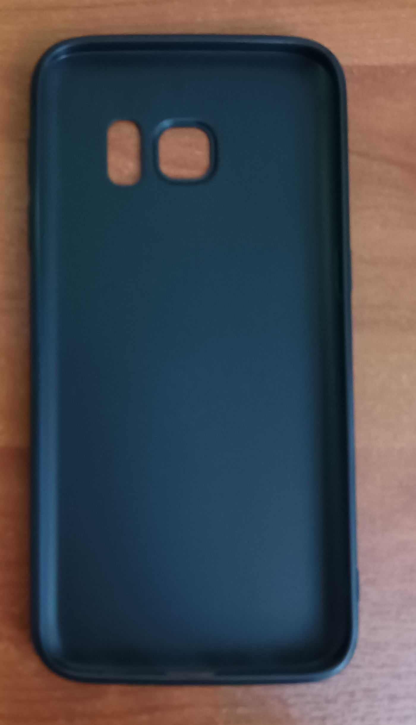 CAPA Silicone Samsung S7 Preta