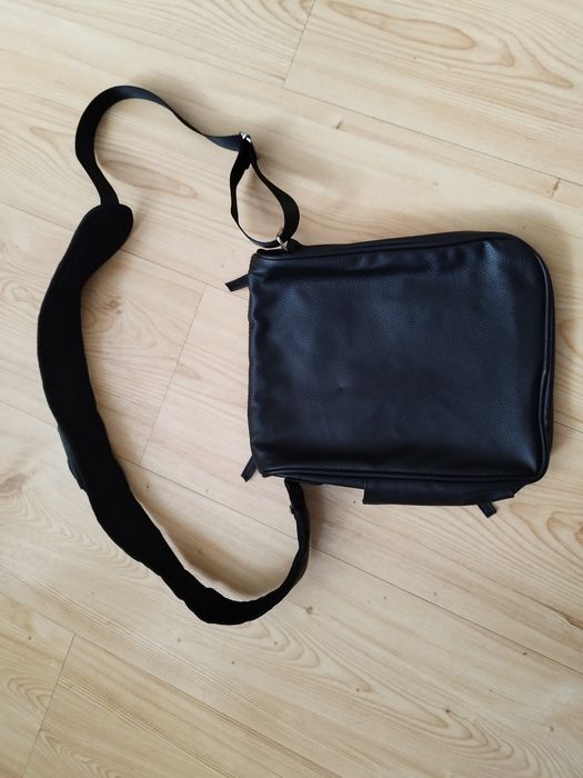 Saszetka męska torebka na pasku