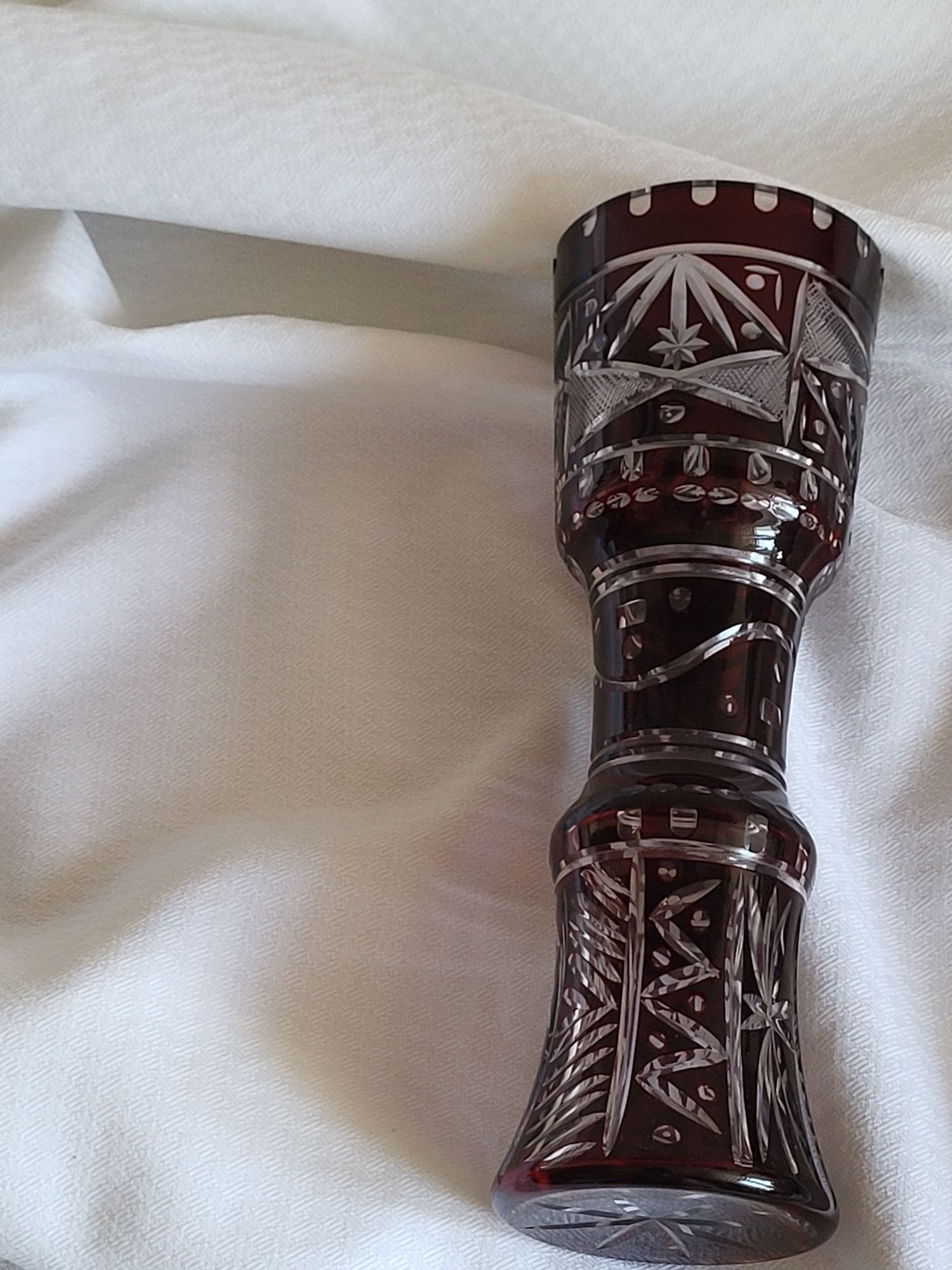 Wazon rubinowy Bohemia 25cm
