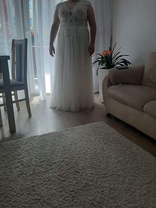 Sukienka ślubna roz 46