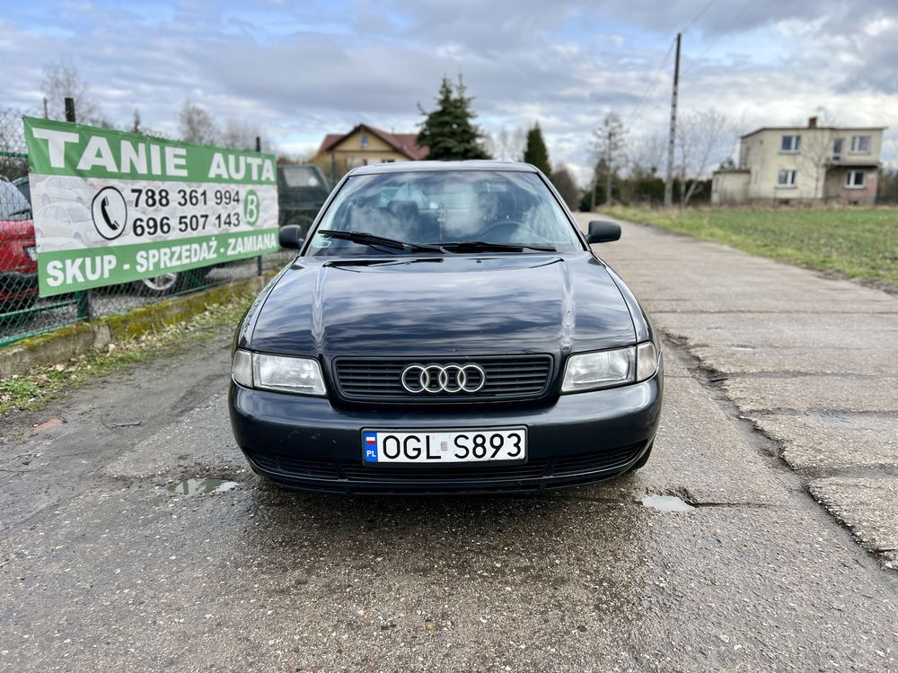 Audi A4 B5 1.6 benzyna