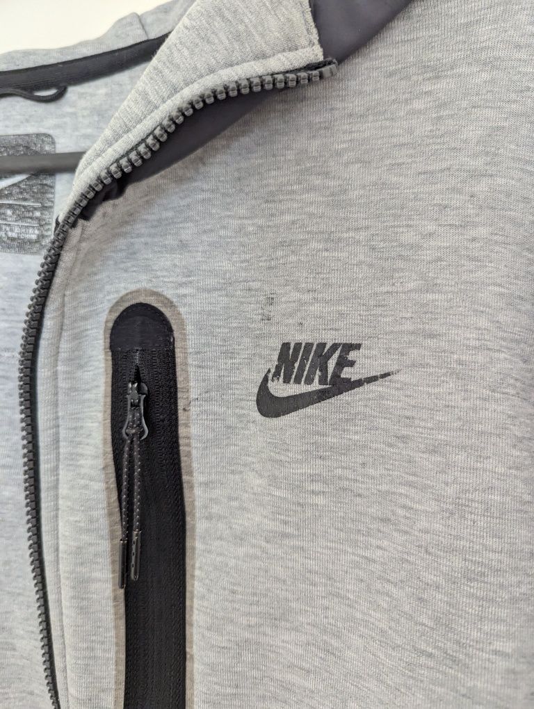 Nike tech fleece