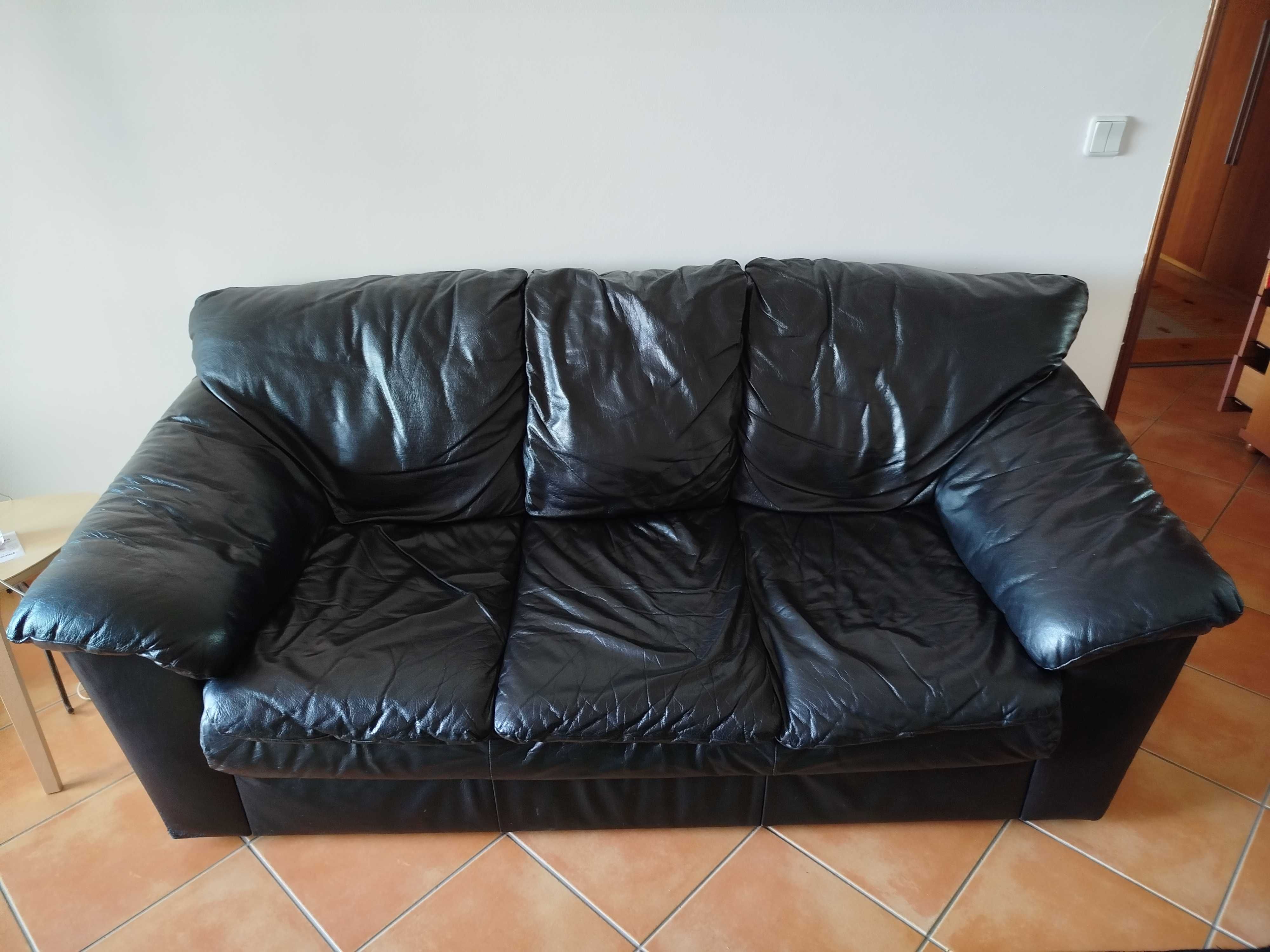 Sofá sala de três lugares