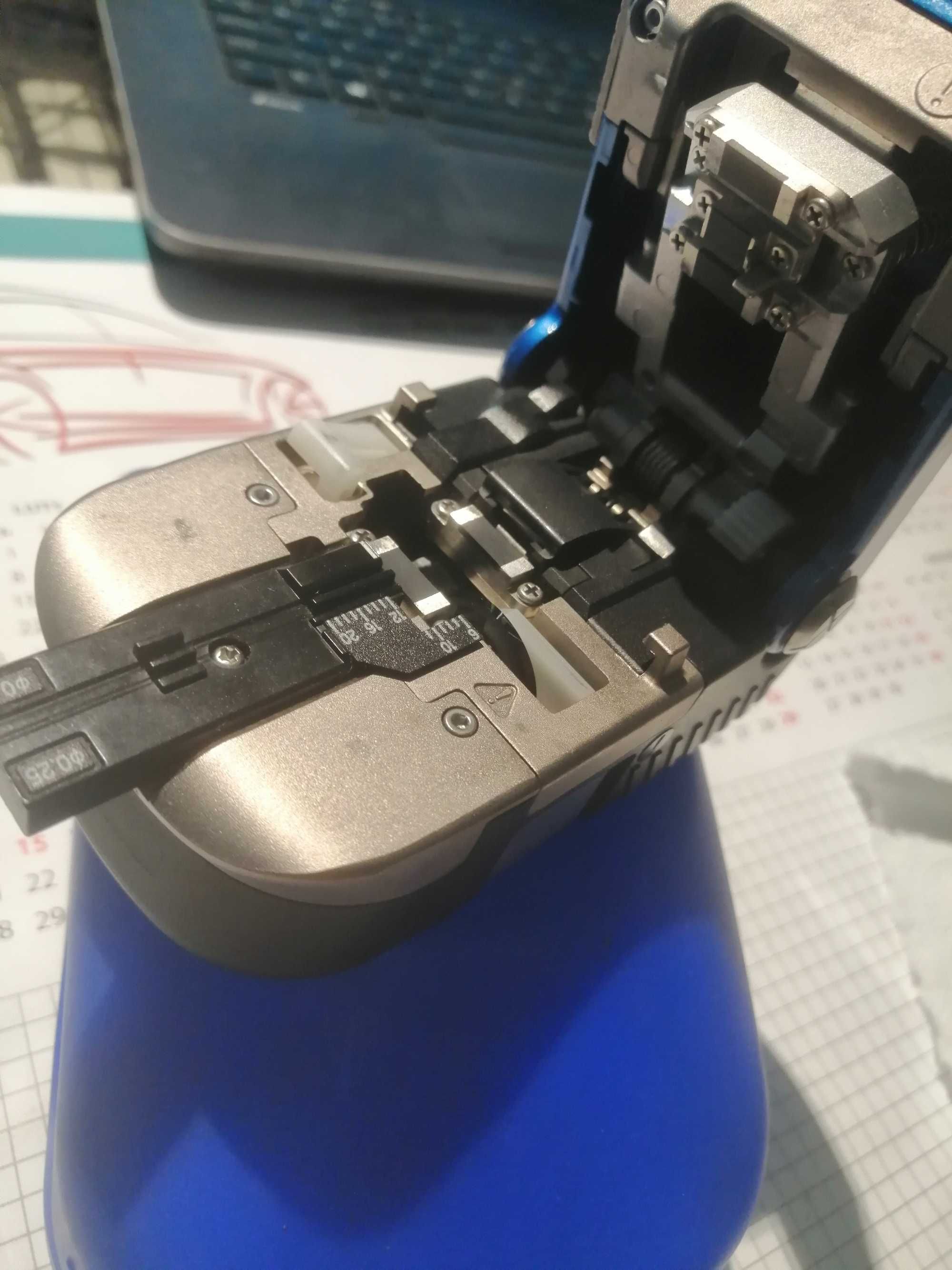 Tasak sumitomo fc-8r, spawarka światłowodowa