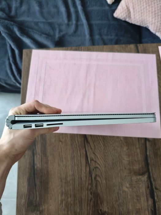 Laptop Microsoft Surface Book 2 i7 16/512gb GTX 1050 odczepiana klawia