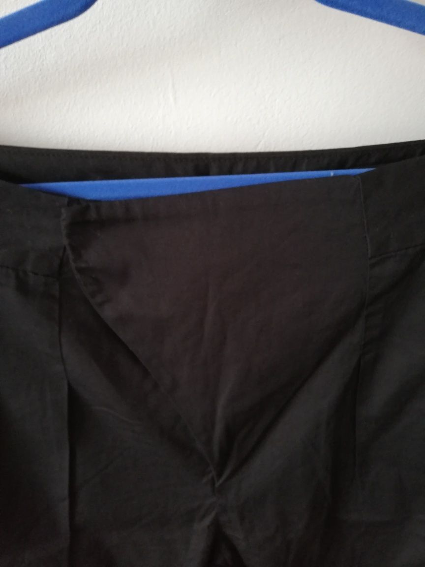 Czarne materiałowe spodnie Vila