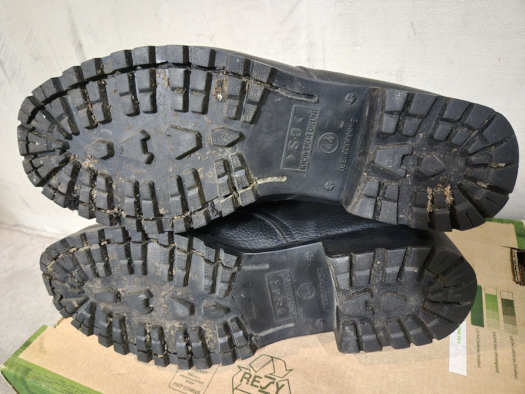 Buty robocze olejoodporne 44