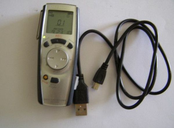 Digital Voice Recorder Olympus VN-120PC (grav de voz)