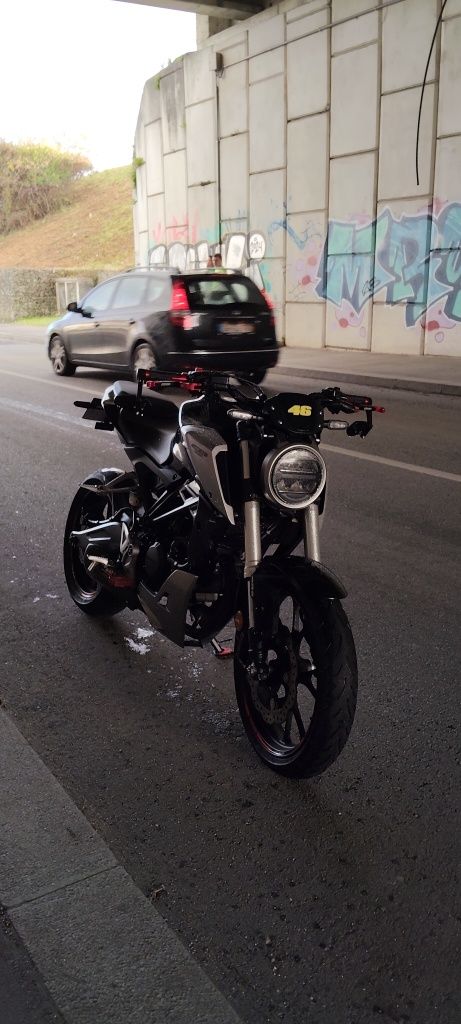 Honda CB 125 (Muito extras)