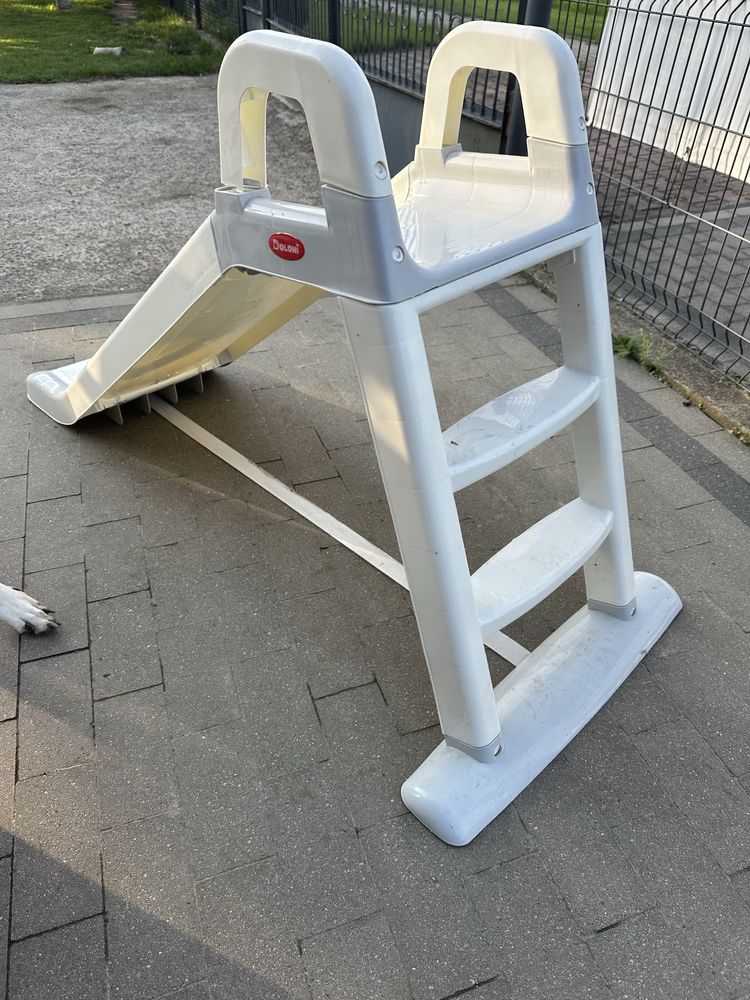 Zjeżdżalnia dla dziecka Doloni