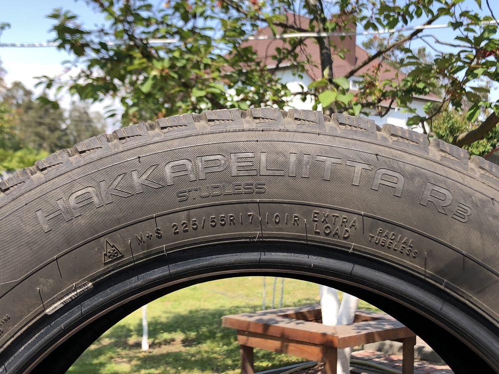 Шини зима Nokian Hakkapeliitta R3 225/55 R17 101R XL 4шт.