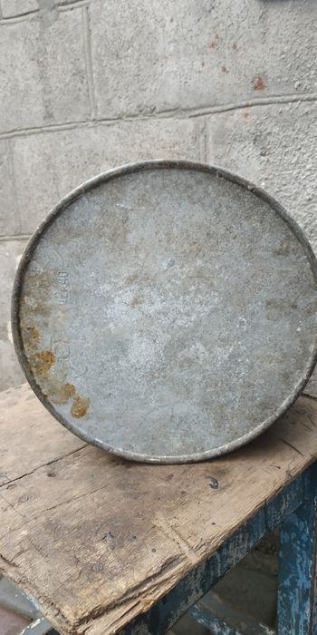 Металева каністра на 10 л.