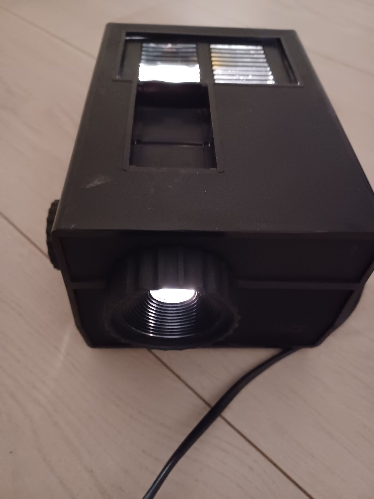 Rzutnik projektor bajek Ania + 10 bajeczek PRL