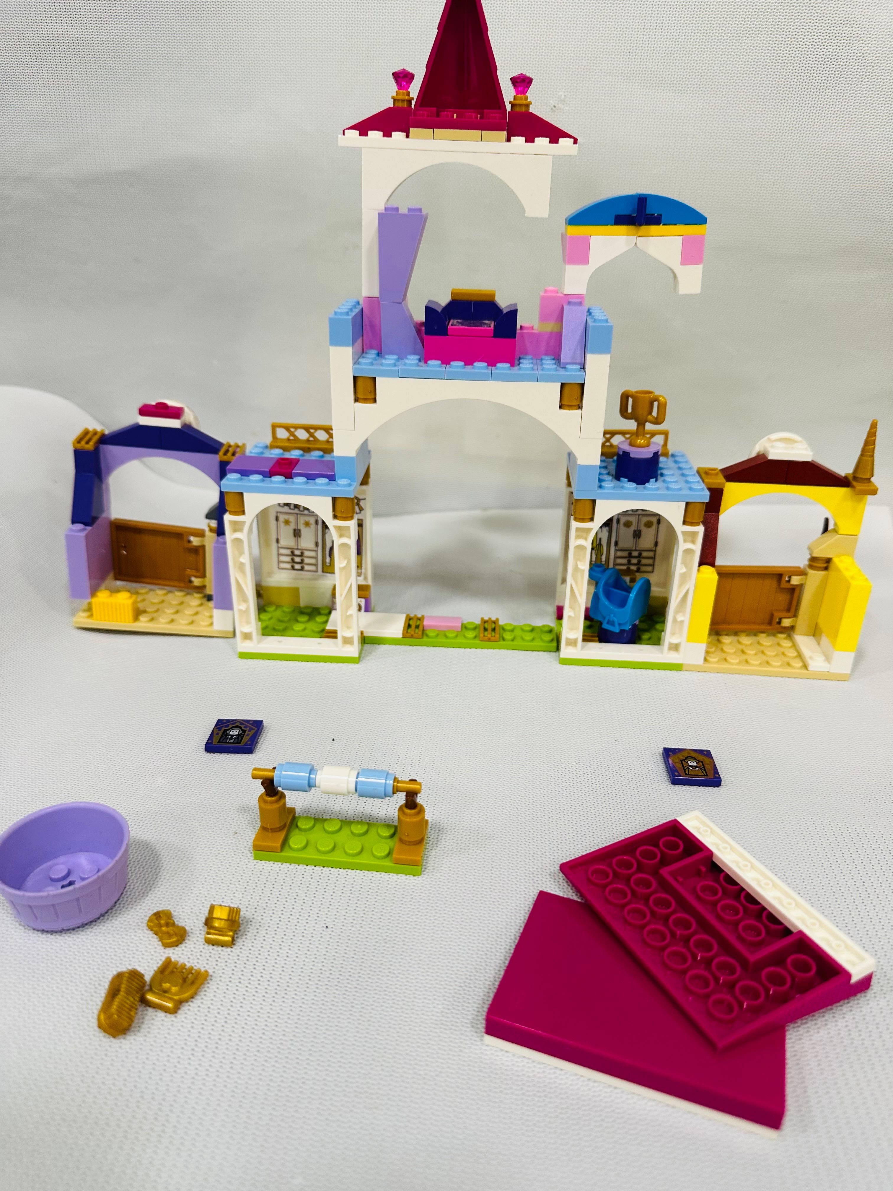 LEGO:Книга сказ.прикл. Анны и Эльзы;Конюшня Белльи Рапун.; Передв. дом