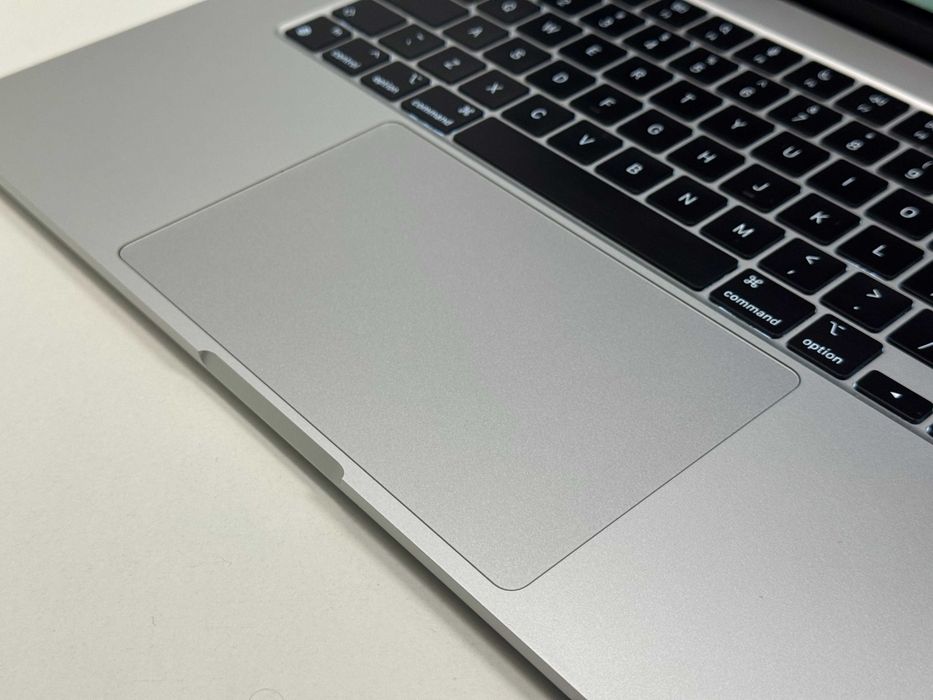 MacBook Air 15 2023 M2 100% Kondycji 8/256GB Silver GWARANCJA