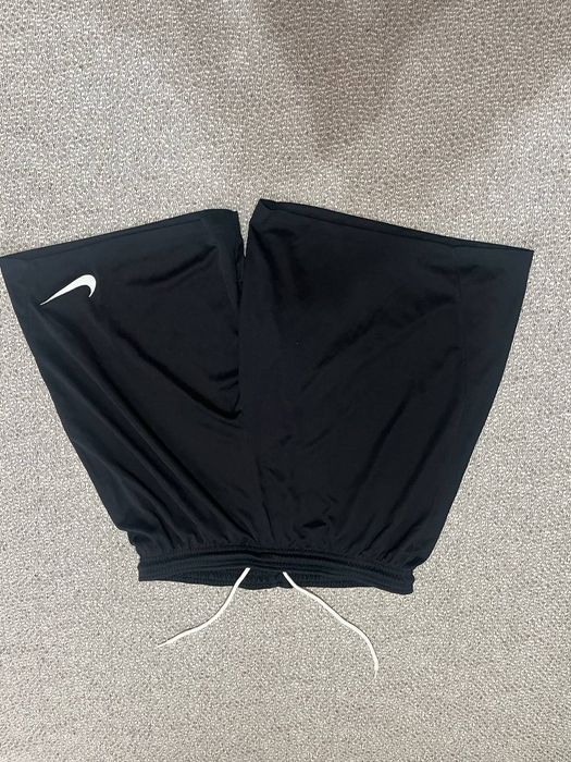 чорні шорти Nike Treningsshorts XL без предоплати!