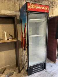 Холодильник пивной  (витринный)