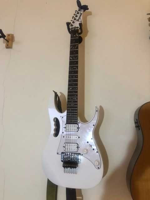 Wymienię IBANEZ JEMJR-WH Steve Vai Signature