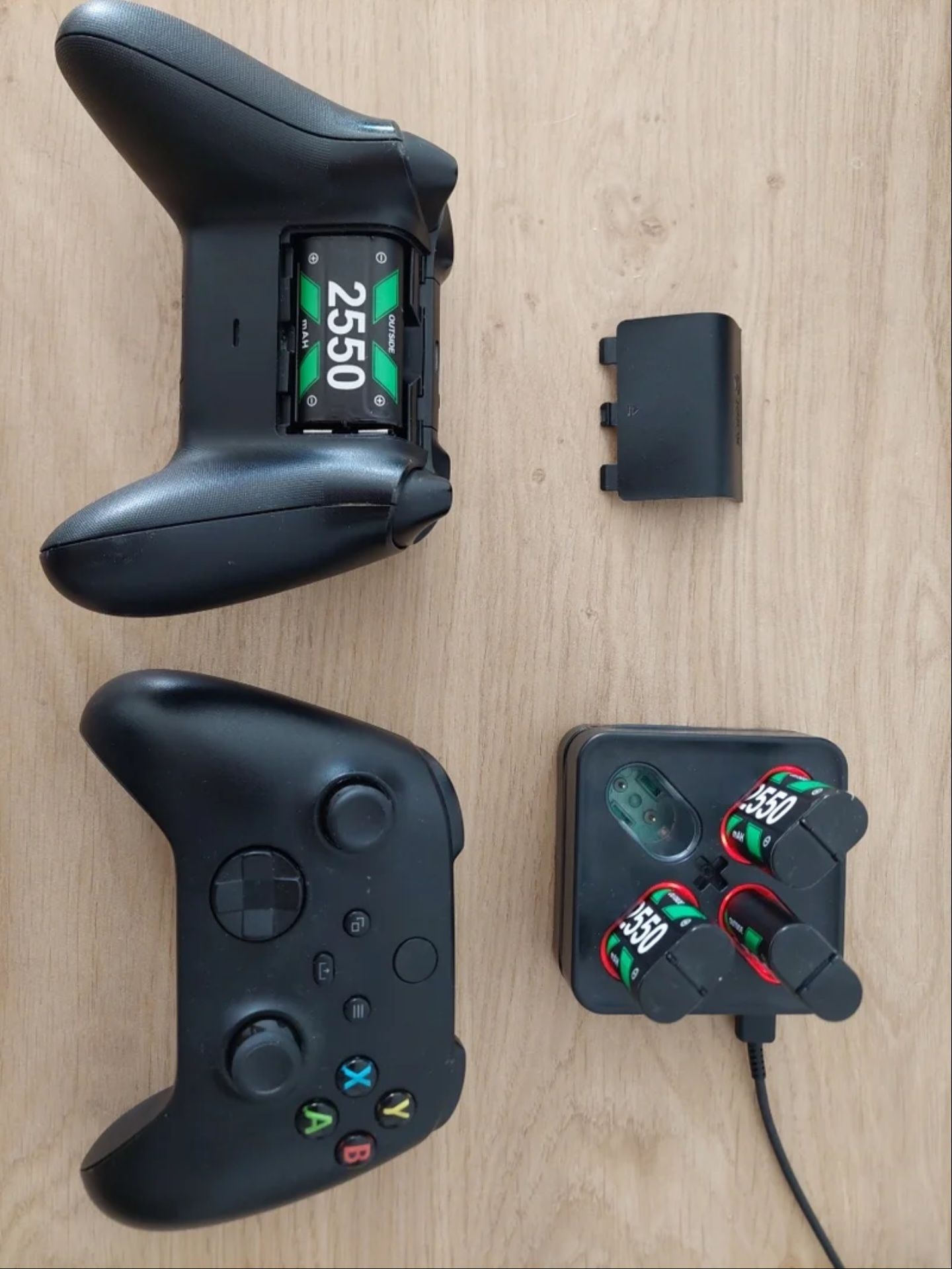 Xbox One Series X + 2 Comandos