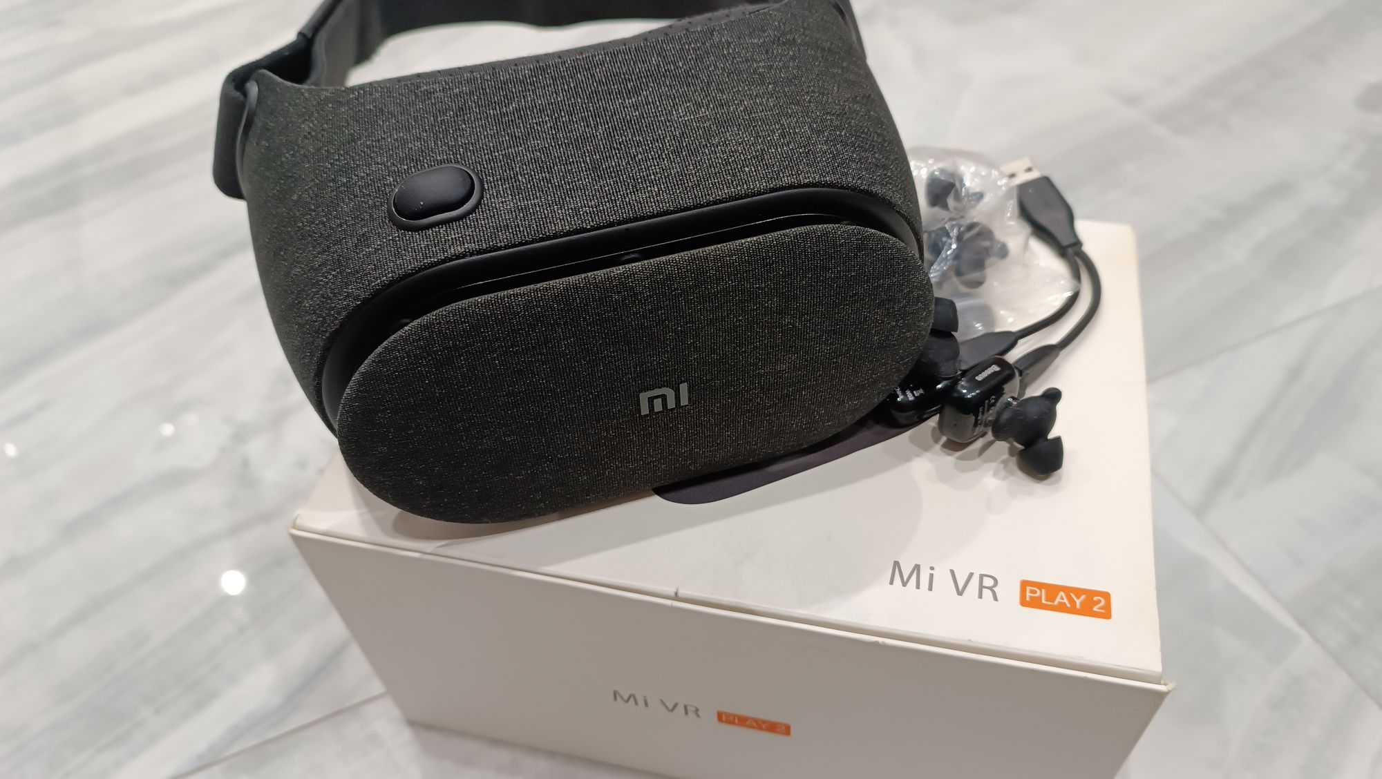 Окуляри віртуальної реальності Mi VR PLAY 2