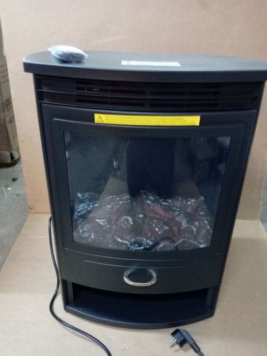 Kominek elektryczny z nagrzewnicą kesser