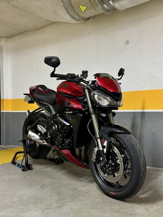 Triumph Street Triple 765 RS