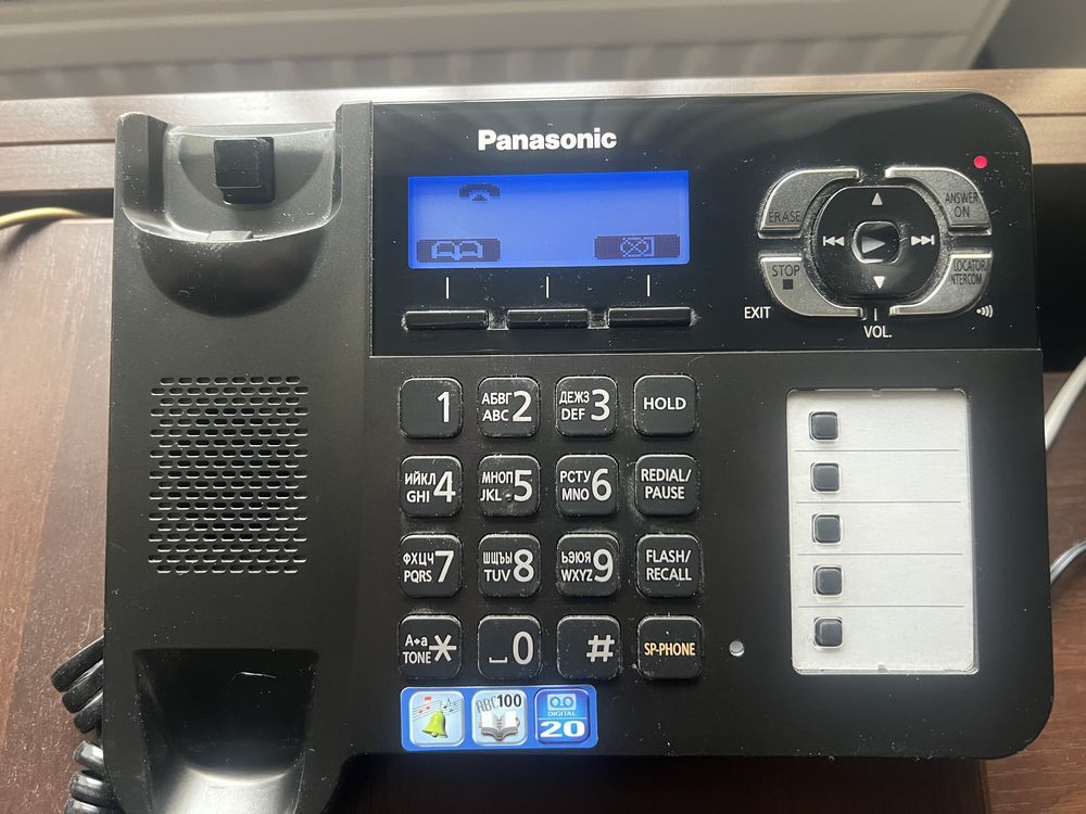 Телефон на дві трубки з АОН Panasonic KX-TG6461UA (Автовідповідач)