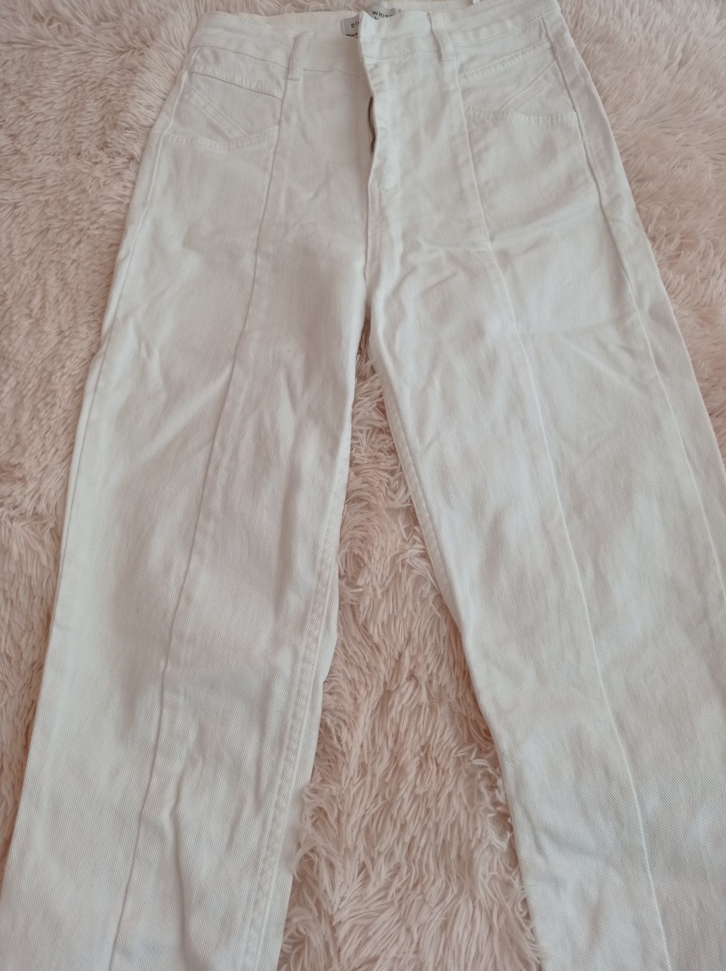 Білі джинси жіночі