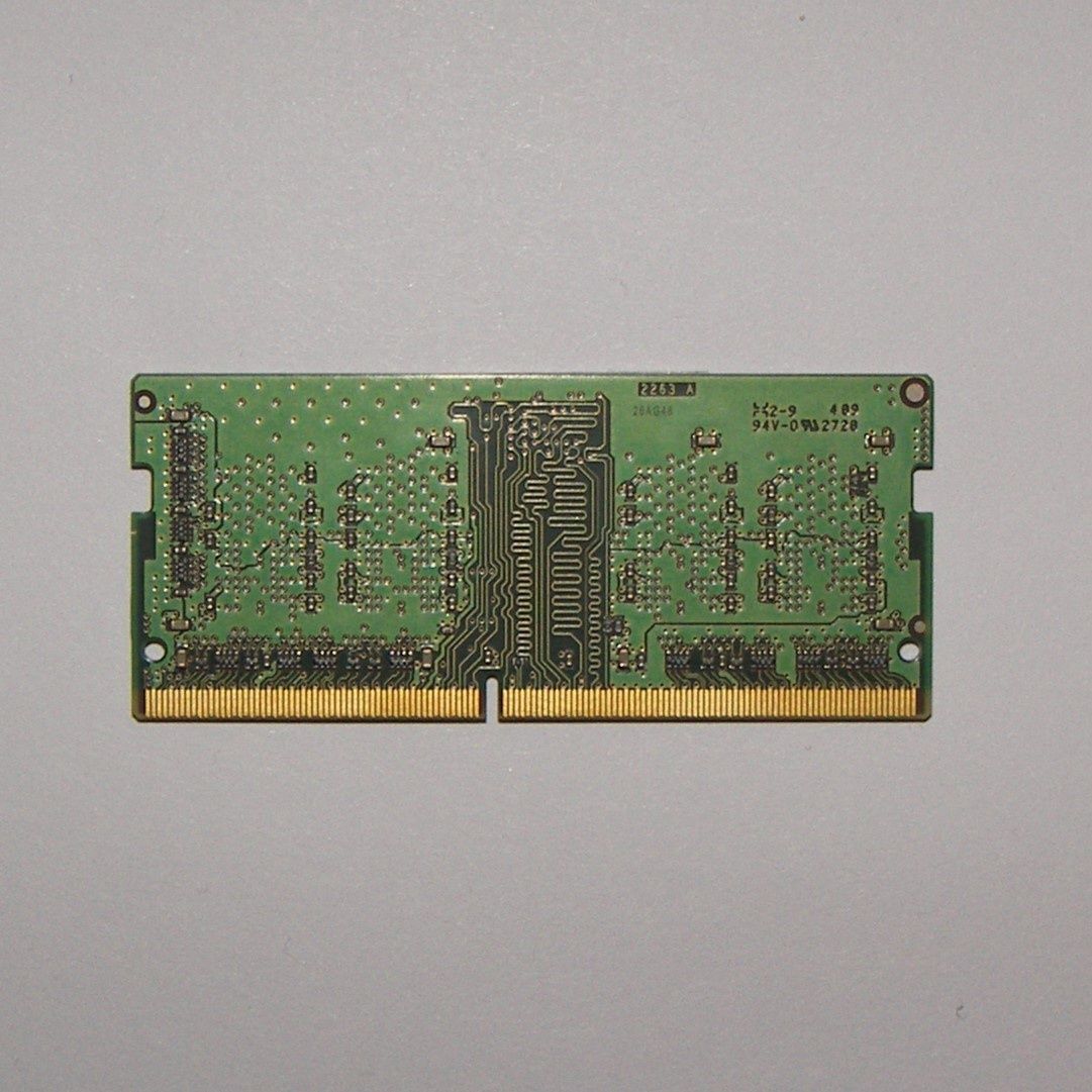 Пам'ять Micron 4 GB SO-DIMM DDR4 3200 MHz (MTA4ATF51264HZ-3G2J1)