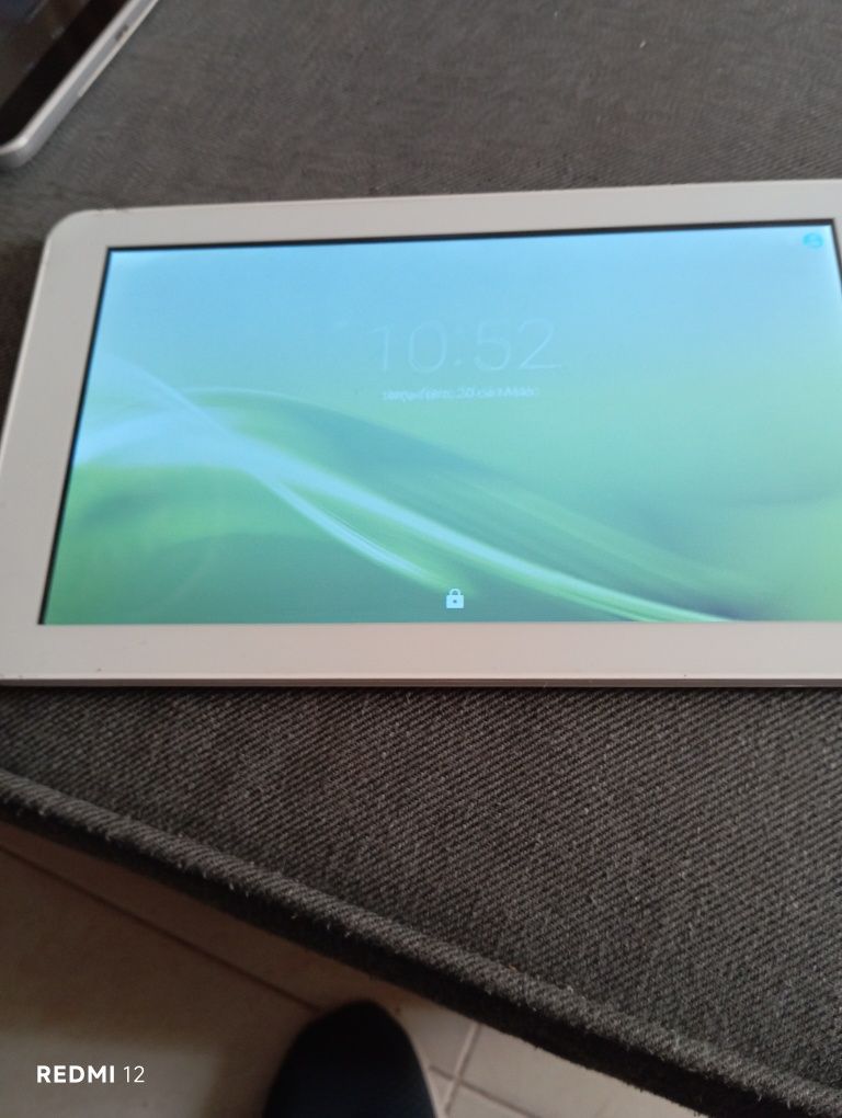 Vendo dois tablets