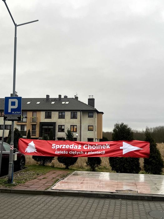 Plac pod galerią  handlową  na sprzedaż choinek