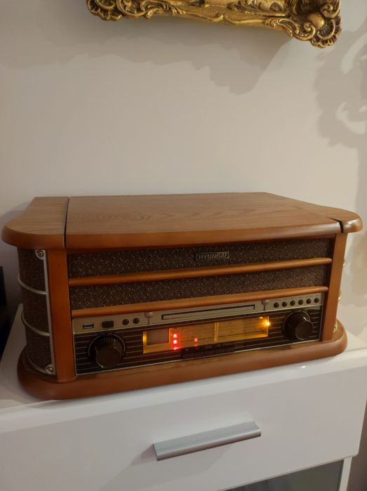 Gramofon Retro z radiem