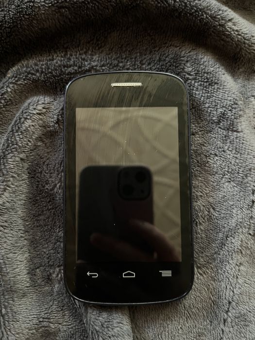 Telefony komorkowe - opis