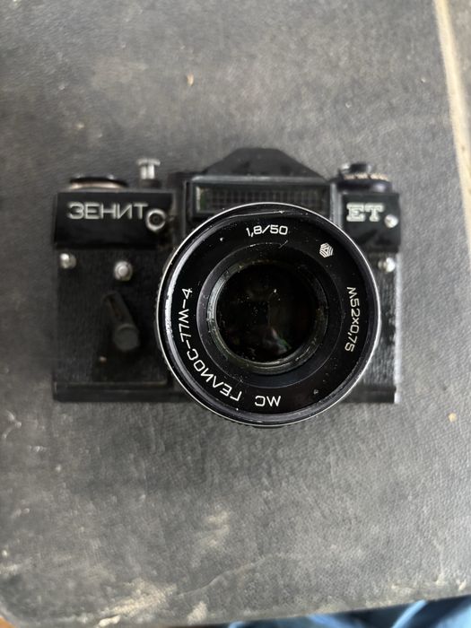 Apart zenit z kabura