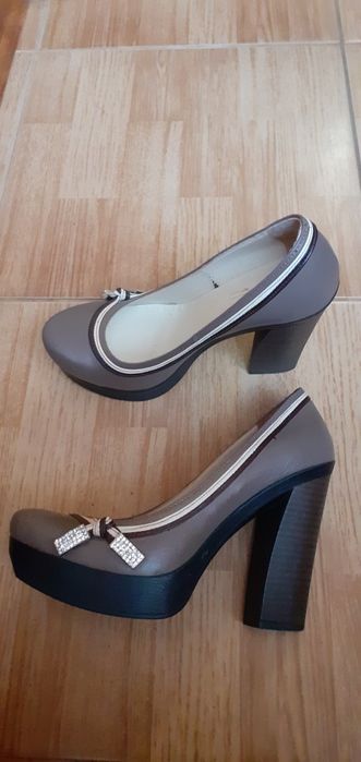 Туфли , мешти...