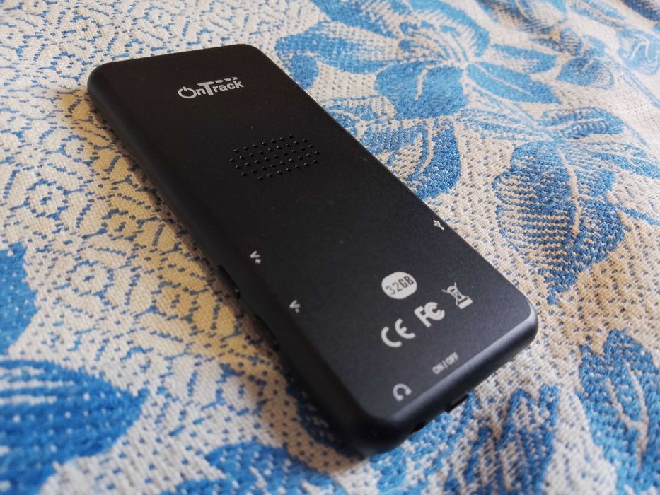 MP3 плеєр OnTrack Q06 - 32GB, Bluetooth 5.0, майже новий.