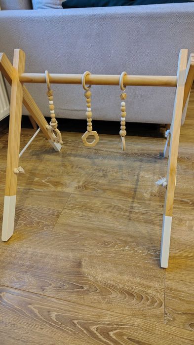Pałąk, stojak edukacyjny baby gym z 3 zawieszkami