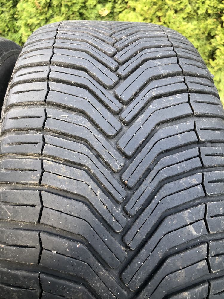 Opony wielosezonowe Michelin Crossclimate 225/45r17