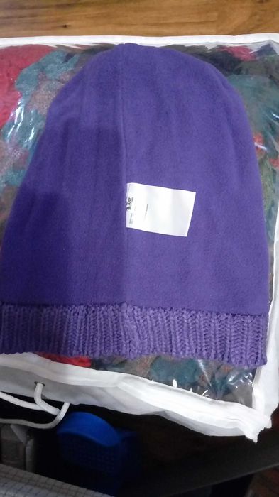 Czapka zimowa damska  z pomponem AST  Fioletowa
M ·Bardzo dobry