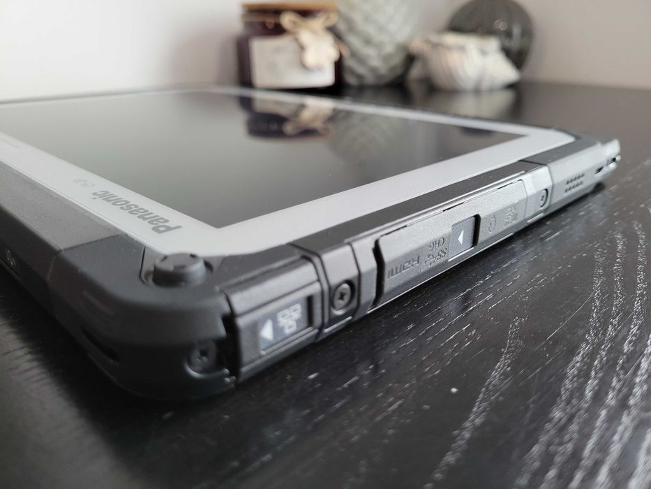 Планшет захищений Panasonic CF-20/8GB RAM/4G/GPS 10.1" Windows+Android
