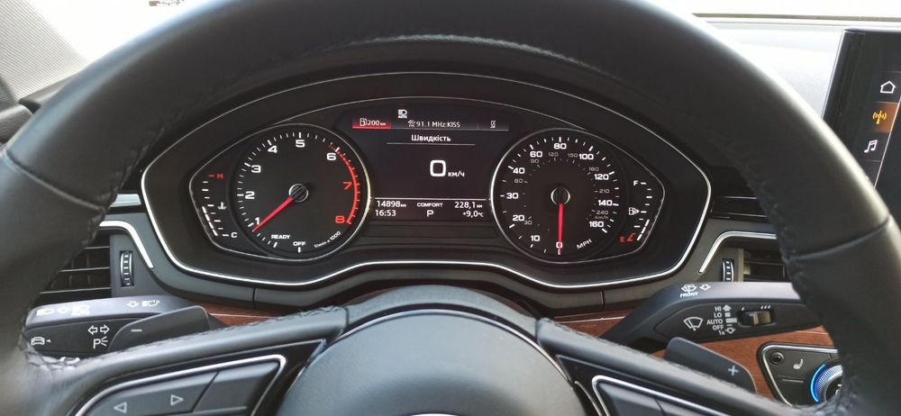 Audi A4 B9 2022 quattro