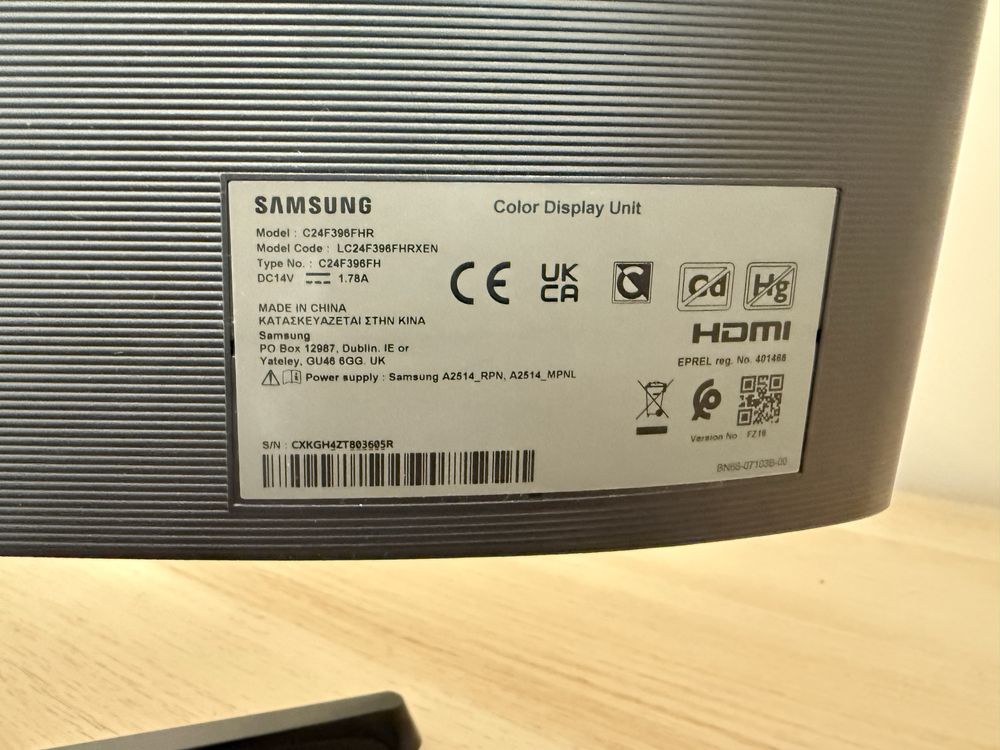 Komputer HP, Monitor Samsung 24” SSD i5 7gen Full HD + Transport