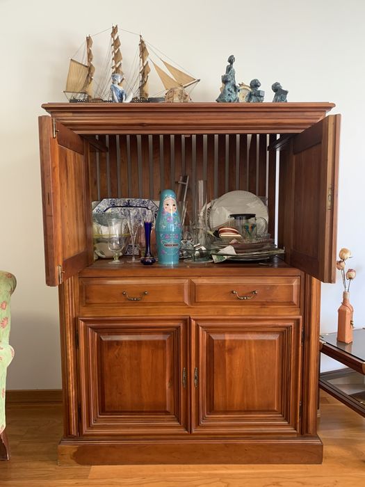 Móvel Madeira de Cerejeira