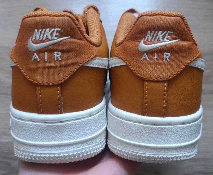 Жіночі кросівки Nike Air Force 1