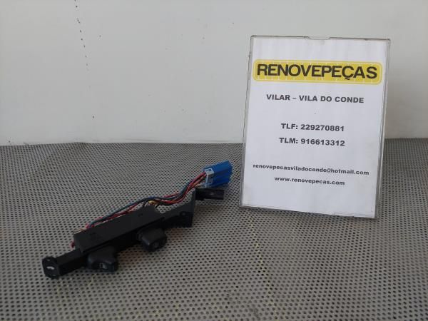 Comando / botão / interruptor vidros frente direito NISSAN Primera Sed