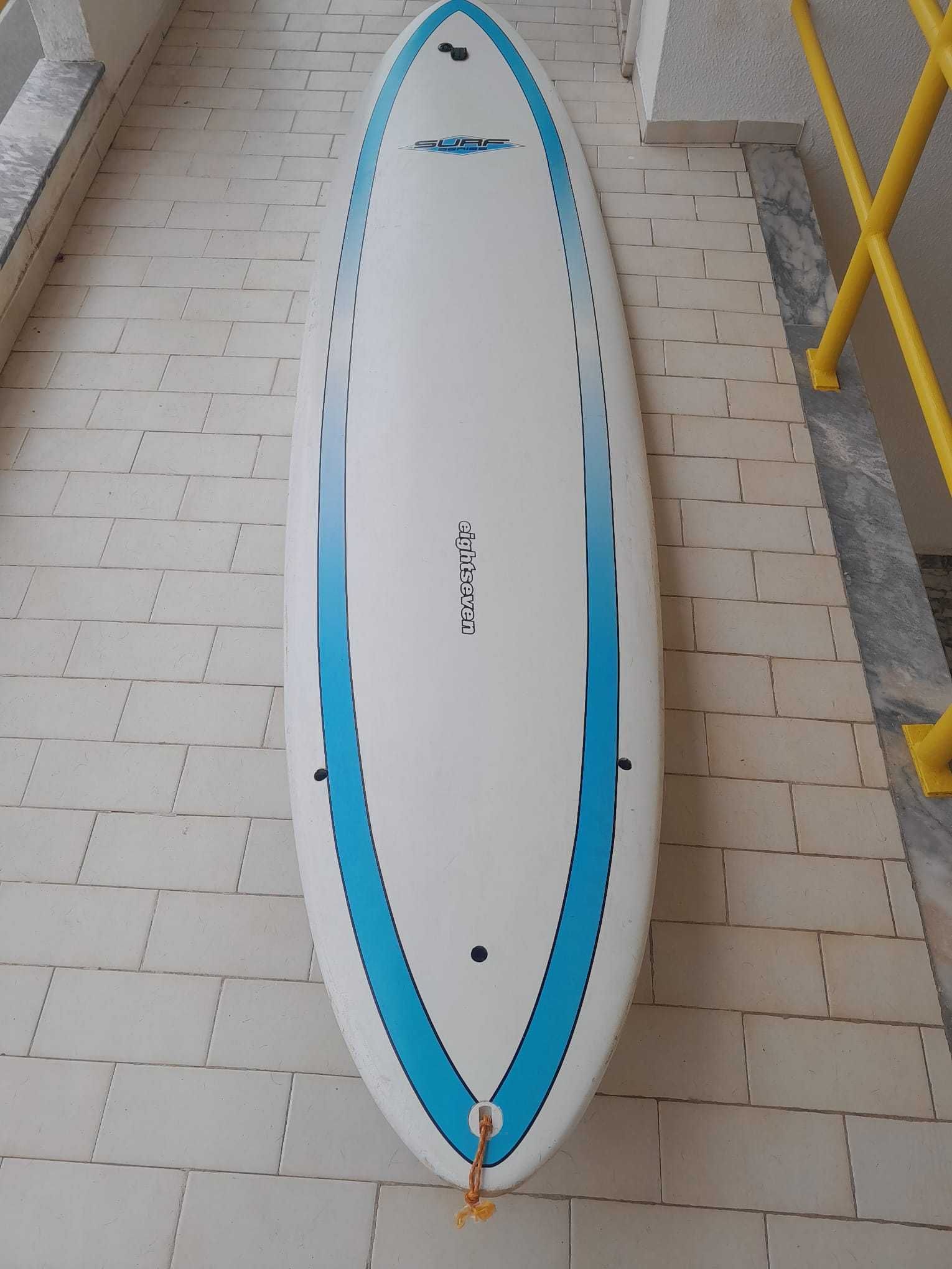 Prancha surf 8.7 com muita litragem