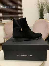 Botki Tommy Hilfiger Th Essentials Flat Boot