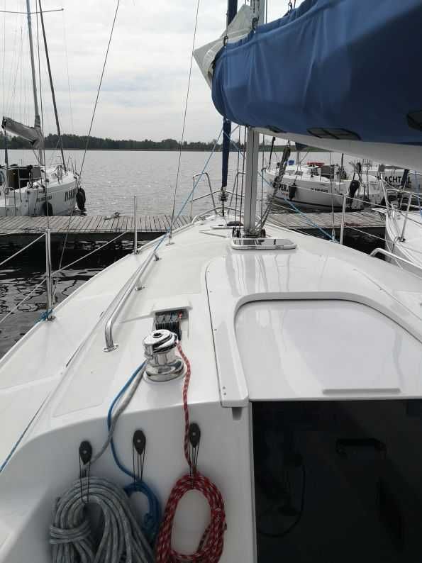 Czarter jachtu Antila 27 mazury, port Ryn