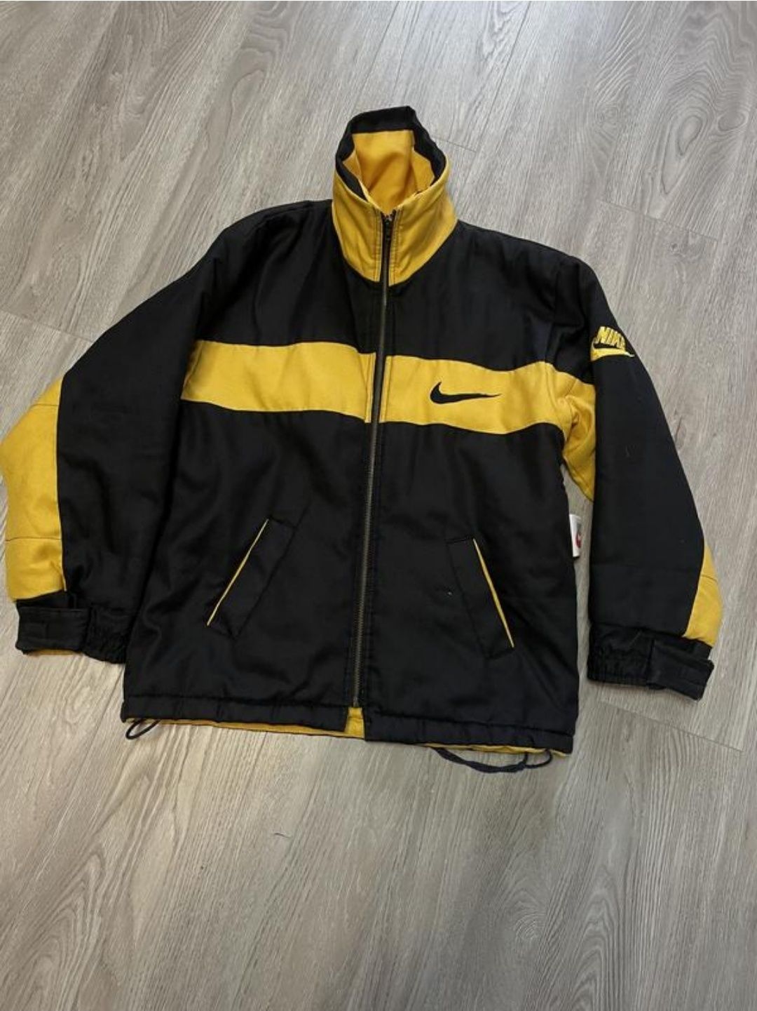 Куртка, nike vitage,курточка оригинал