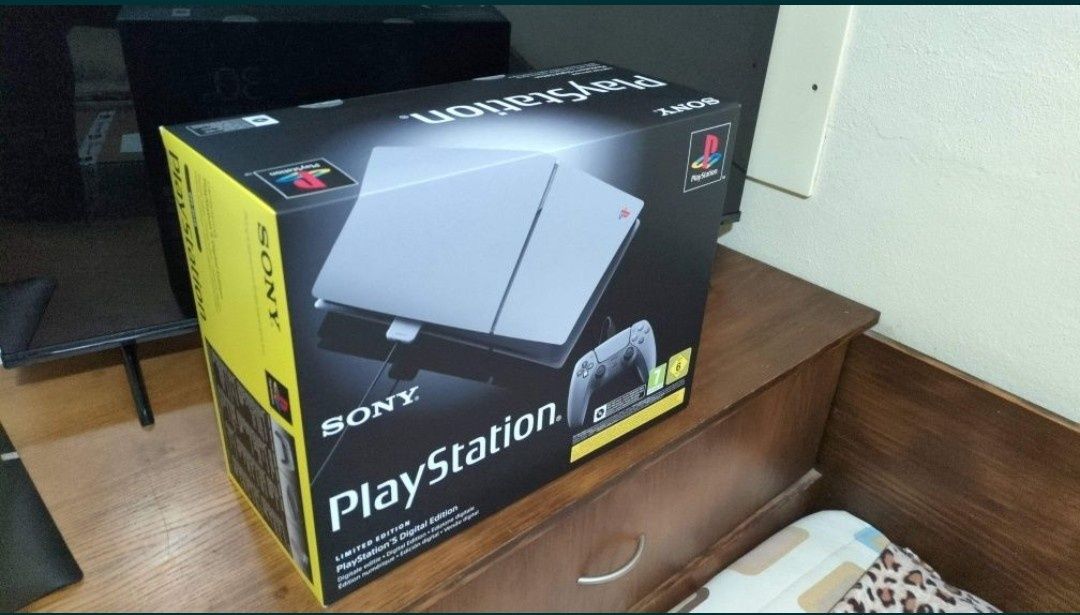 Comando PlayStation 5 (PS5) Dualsense 30th Aniversário Edição Limitada